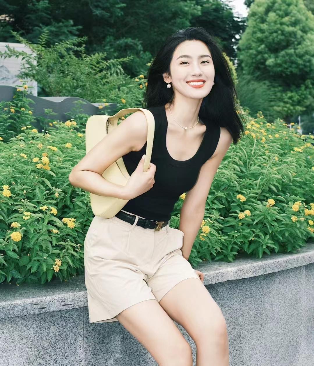 高腰短裤搭配什么上衣韩系