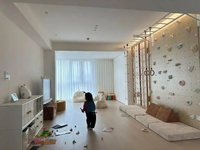 电视背景墙怎么装饰