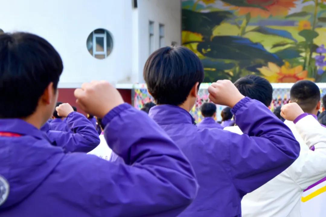青春逢盛世,奋斗正当时
