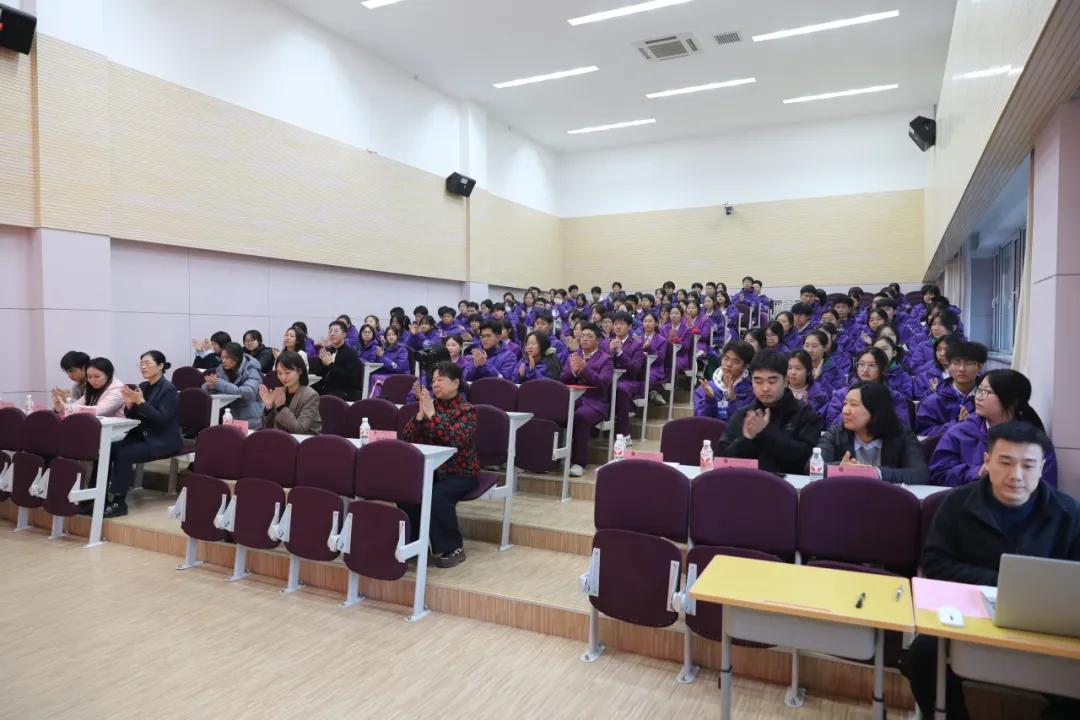 青春逢盛世,奋斗正当时