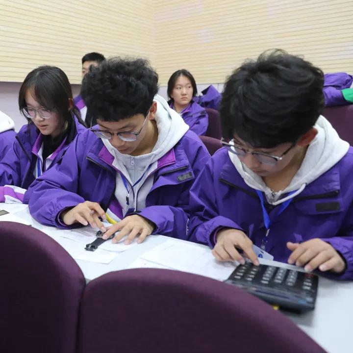 青春逢盛世,奋斗正当时
