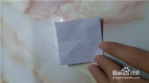 折纸艺术在设计中的应用