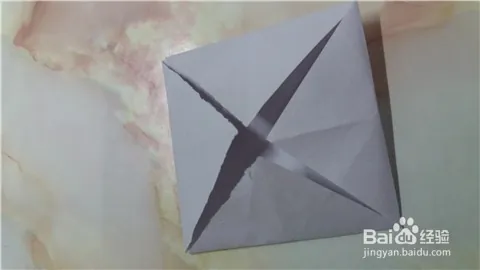 折纸艺术在设计中的应用