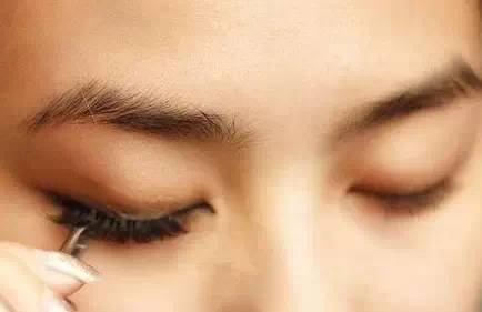 化妆基础教程什么是化妆