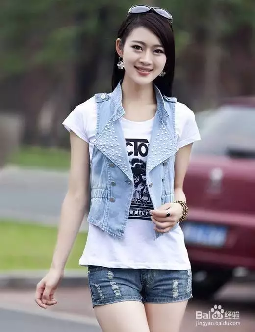 牛仔短裤搭配,女士牛仔短裤