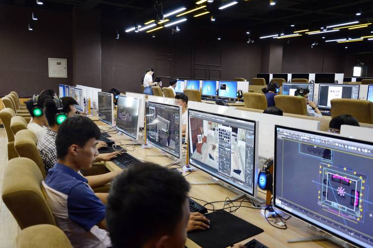 2026年学Java还能吃香吗？从零基础到年薪20W