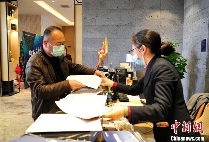 交房后多久可以拿到房产证