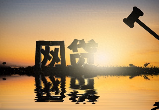 非法网贷害人无数，到底是谁催生黑网贷？理清真相别再乱甩锅
